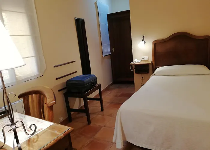 Hotel Don Carlos Caceres