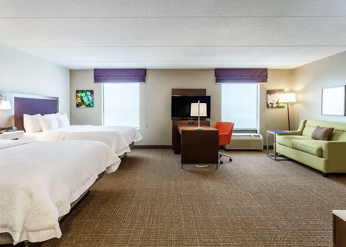 Hampton Inn & Suites Chicago - Libertyville
