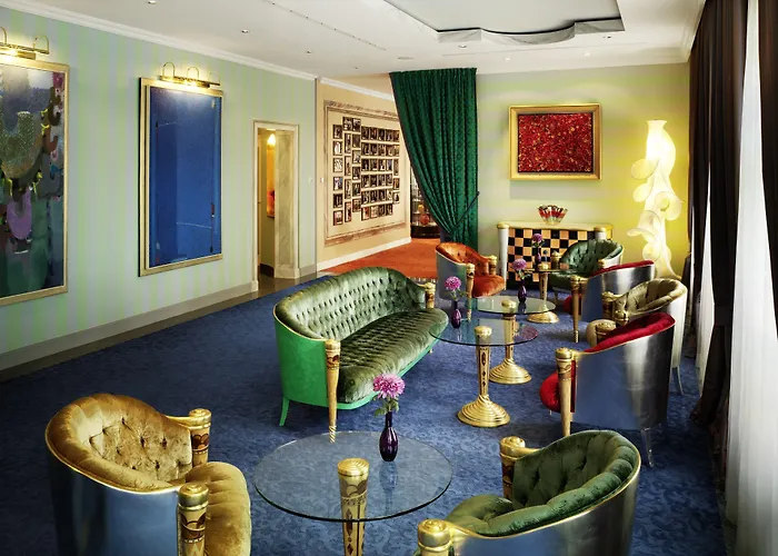 Relais & Chateaux Buelow Palais