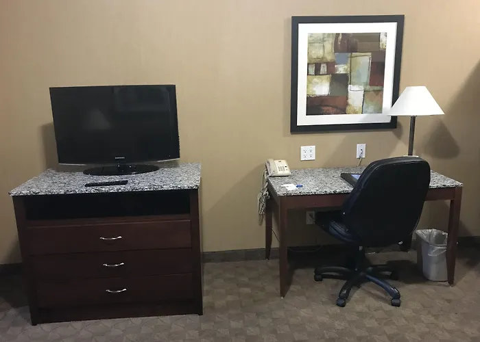 Comfort Inn & Suites Airdrie