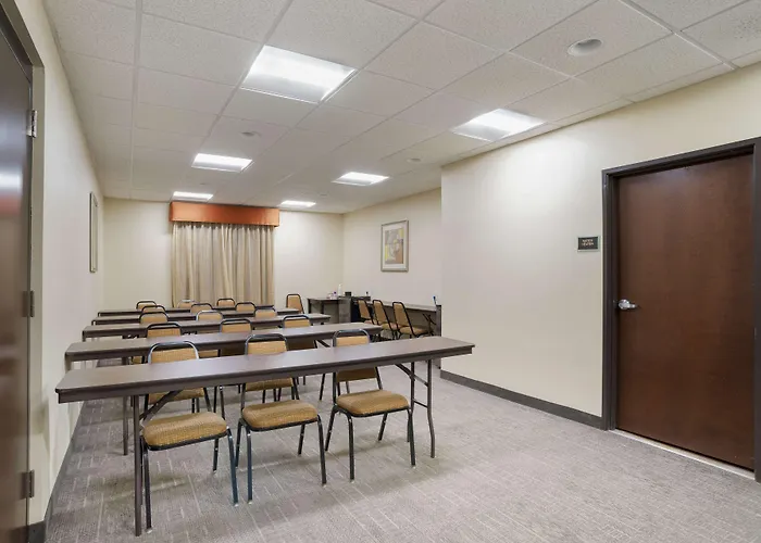 Best Western Plus Flowood Inn & Suites