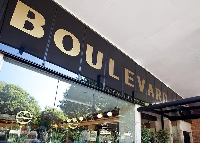 Boulevard Plaza