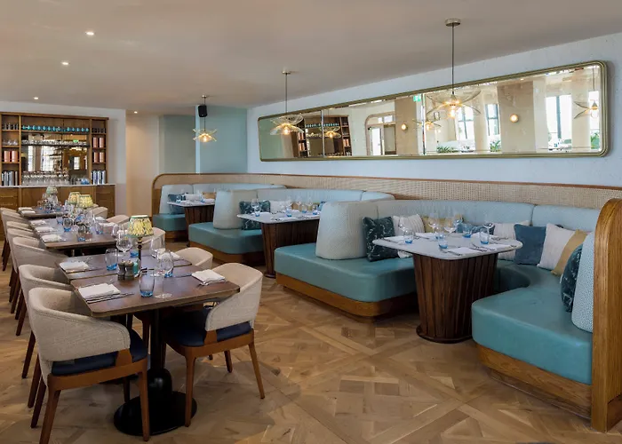 The White Horses By Everly Hotels Collection