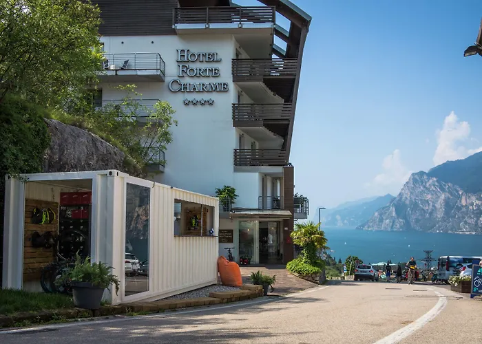 Garda Hotel Forte Charme
