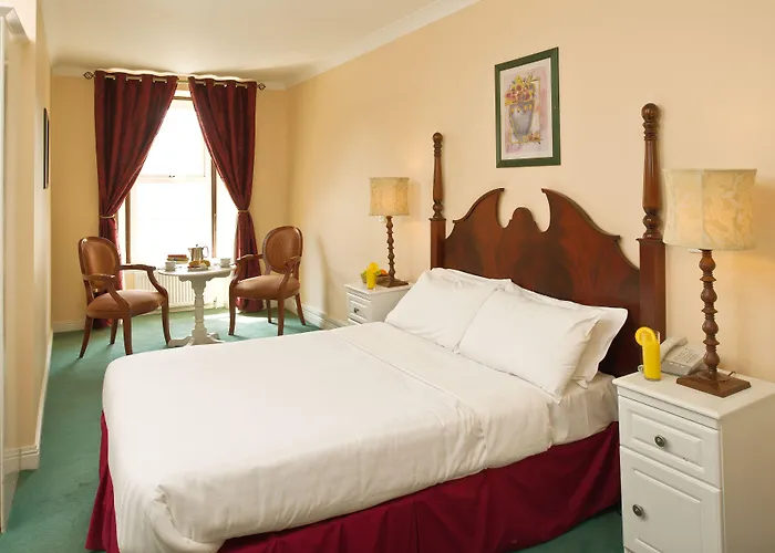 Shamrock Inn Hotel