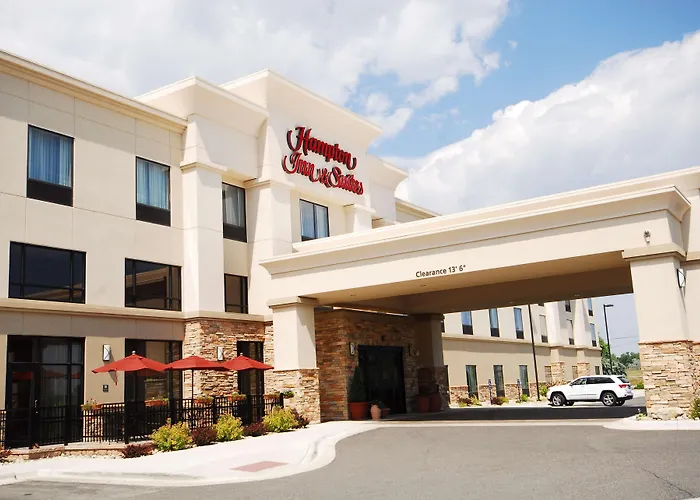 Hampton Inn&Suites Buffalo