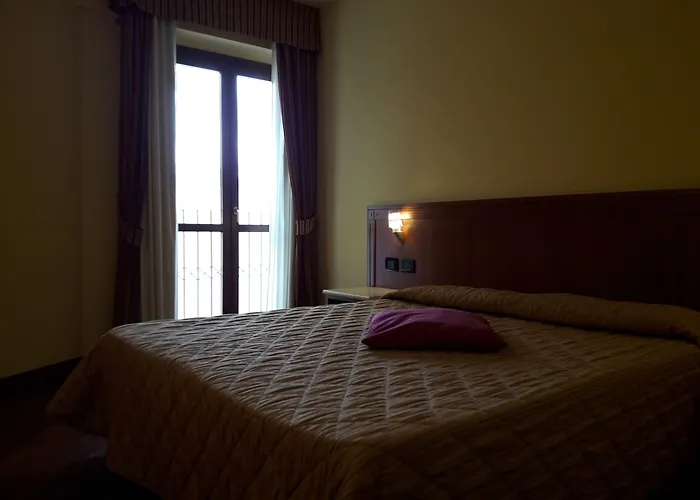 Hotel Miralago