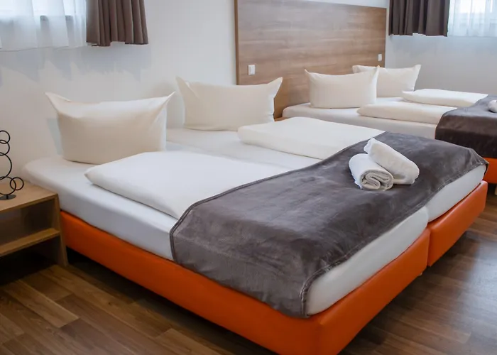 Orange Hotel und Apartments