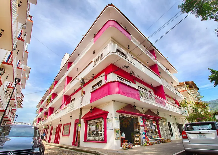 Suites Plaza Del Rio - Family Hotel Malecon Centro