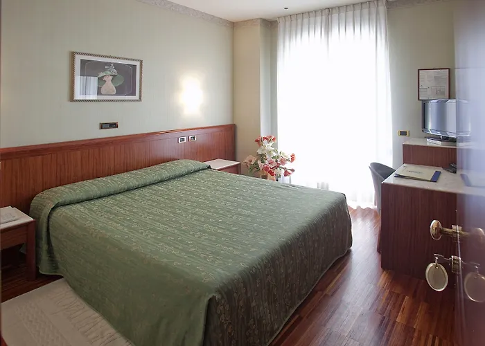 Palace Hotel Civitanova - Stazione, Centro Citta E Mare