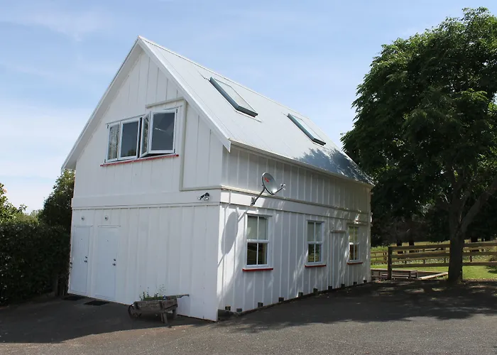 Lupton Lodge