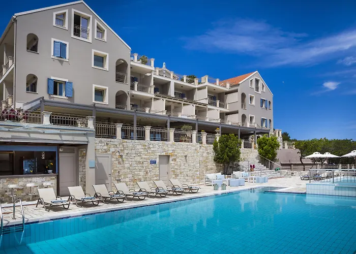 Almyra Hotel