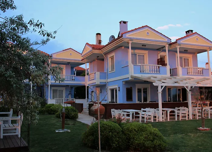 Cundavilla Hotel & Suites