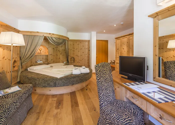 Hotel Cristallo - Wellness Mountain Living