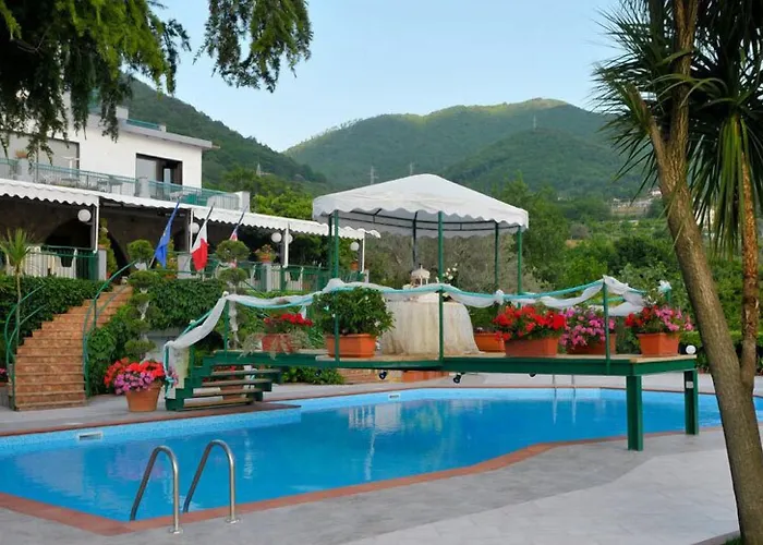 Hotel Diecimare