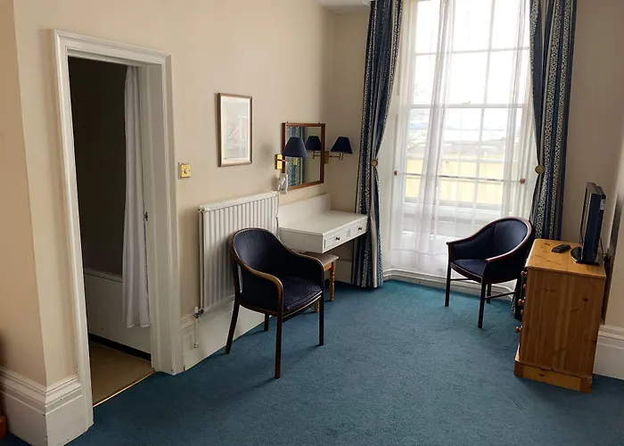Yelf'S Hotel