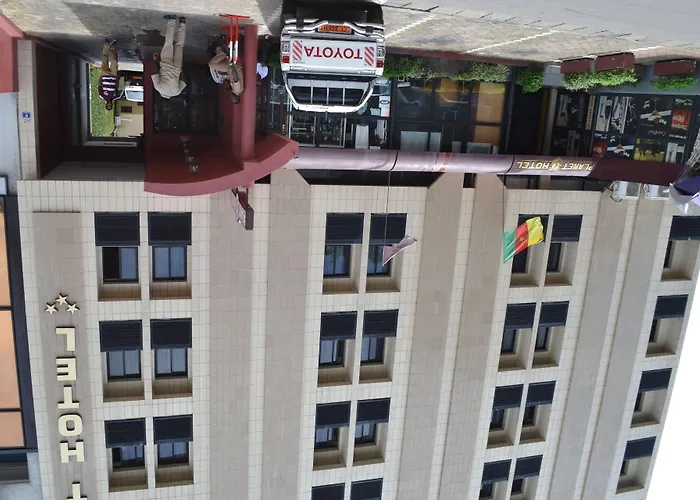 Planet Hotel Douala