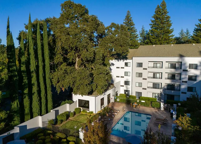 Courtyard Sacramento Airport Natomas Hotel