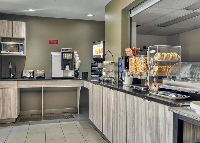 Surestay Plus Hotel By Best Western Lethbridge