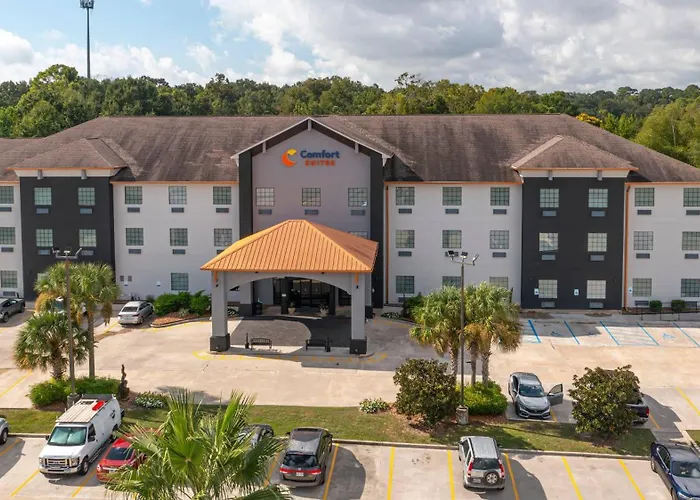 Comfort Suites Oil Center
