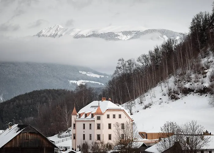 Castel Maurn