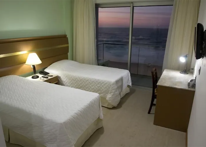Hotel Brisa Tropical De Macae