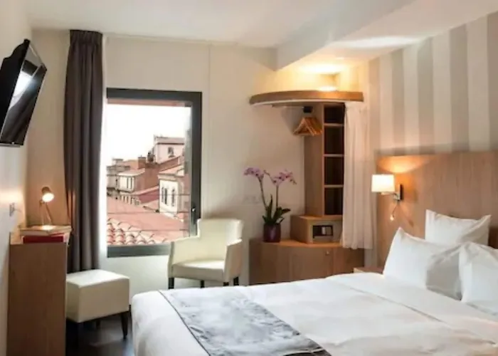 Hôtel Le Père Léon