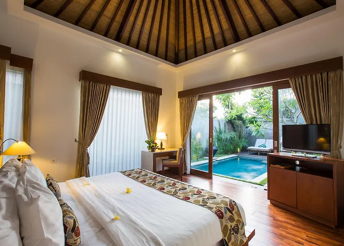 The Astari Villa And Residence
