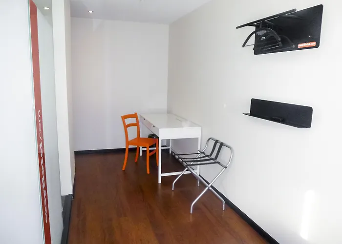 Easyhotel The Hague City Centre