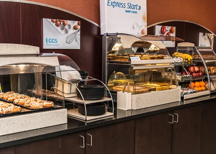 Holiday Inn Express & Suites Columbus - Easton Area By Ihg