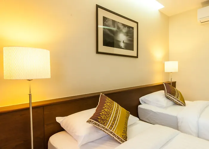 Baan Nilrath Hotel