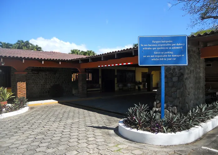Hotel Las Espuelas, Bar & Restaurant