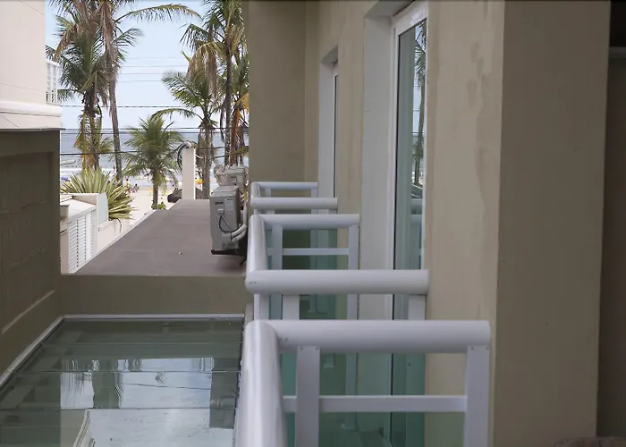 Hotel Vicino Al Mare - Frente Mar