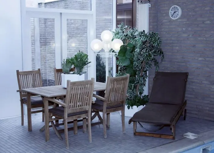 Hotel & Appartementen Royal