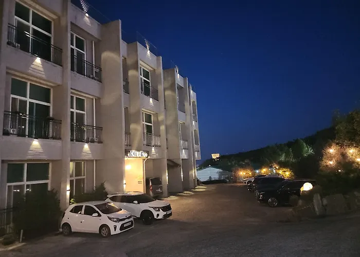 Hotel Hue Loft