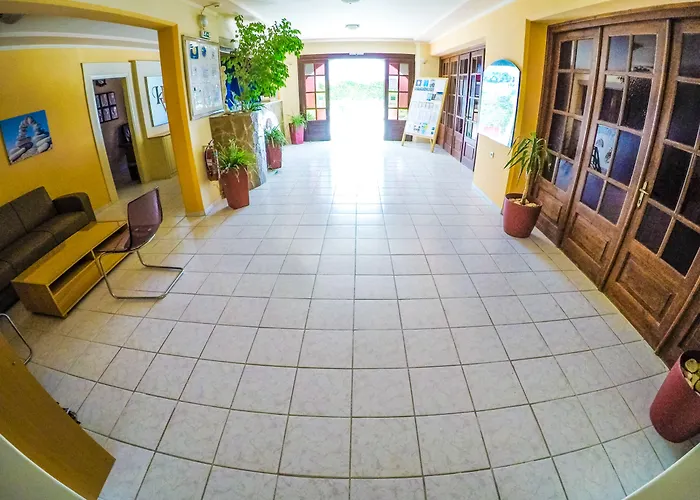 Vanessa Hotel