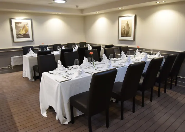 Anchor Hotel And Seabed Restaurant