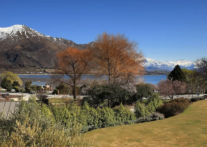 Wanaka Hotel