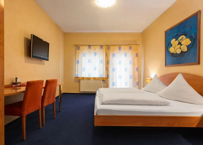 Stumbergers Hotel - Free Parking -