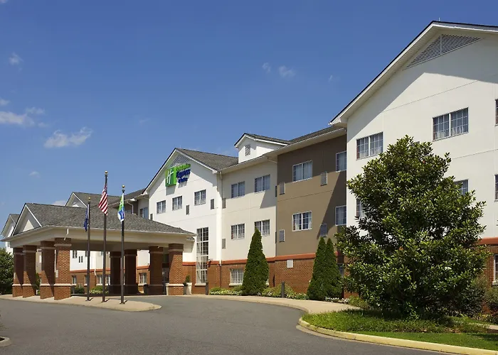 Holiday Inn Express & Suites Charlottesville - Ruckersville By Ihg
