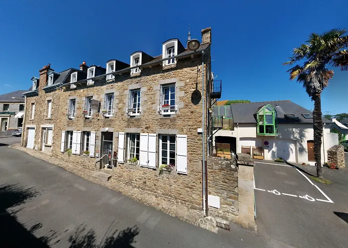 Contact Hotel - Hotel Le Lion D'Or Lamballe