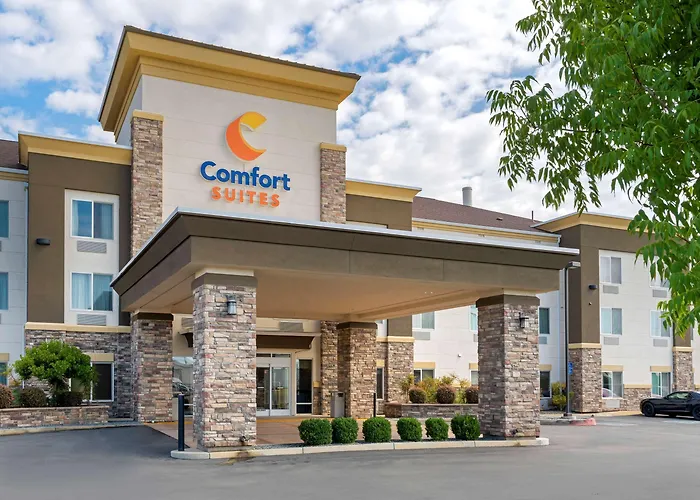Comfort Suites Redding - Shasta Lake