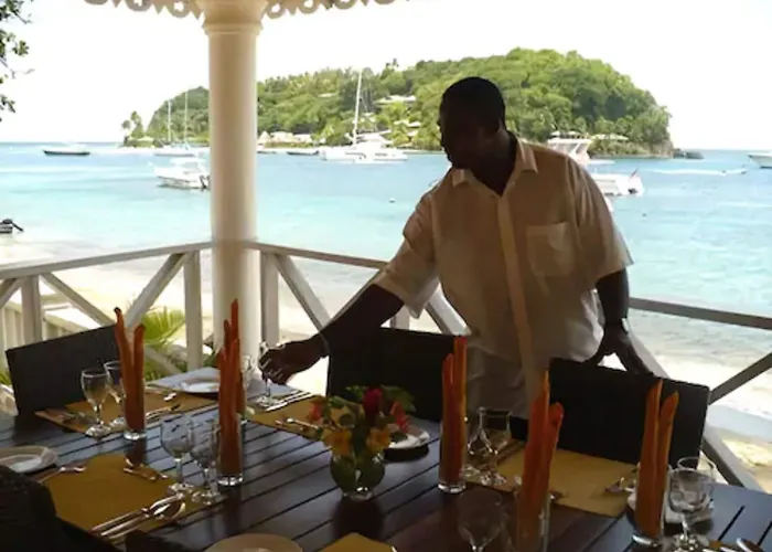 Paradise Beach Hotel