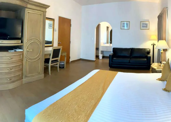 Best Western Centro Cadereyta