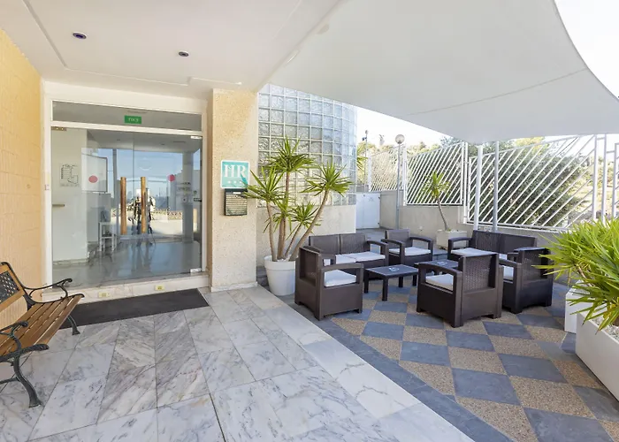 Hostal Molins Park
