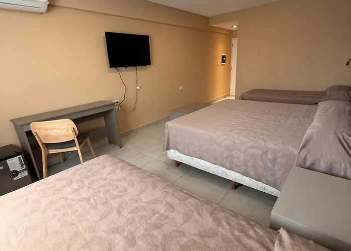 Hotel Alvarado Suites