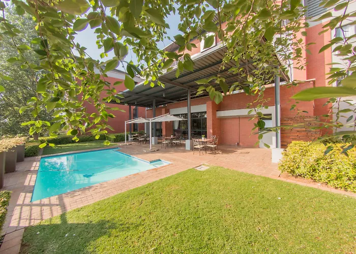 Road Lodge Centurion
