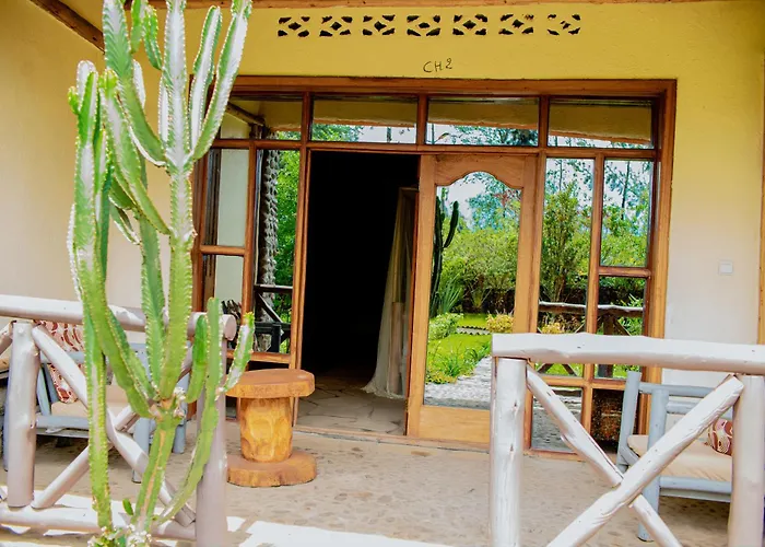 Karisimbi Cave Resort