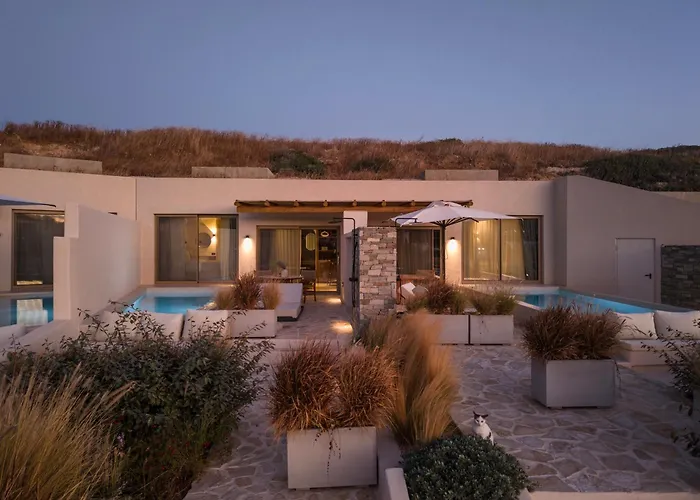 Solus Suites Milos