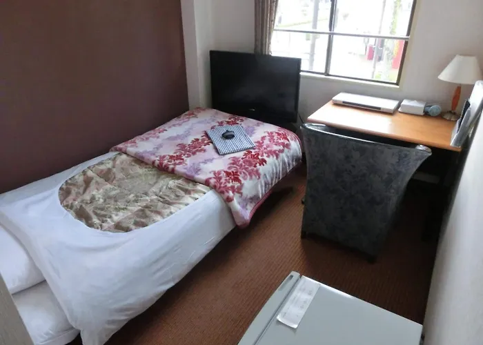 Biz Hotel Shiojiri Ekimae